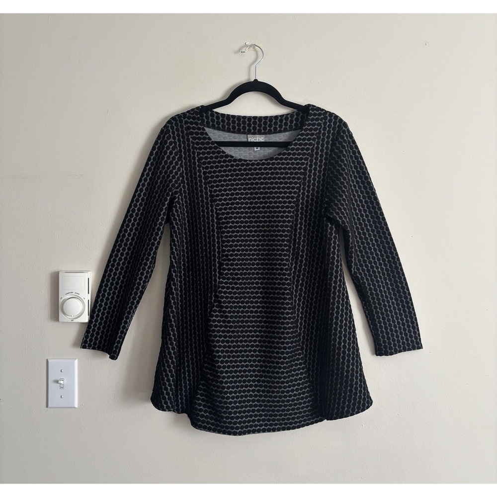 Niche‎ Nilgun Durman Tunic Top Medium Black Gray Boho Office Flowy Neutral